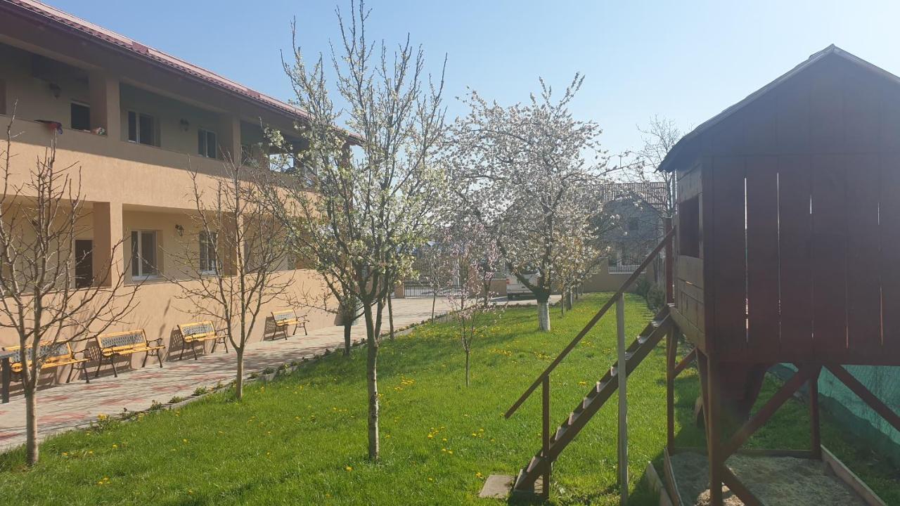 Casa Corina 호텔 투르다 외부 사진